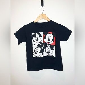 Disney Mickey Mouse, size 7.